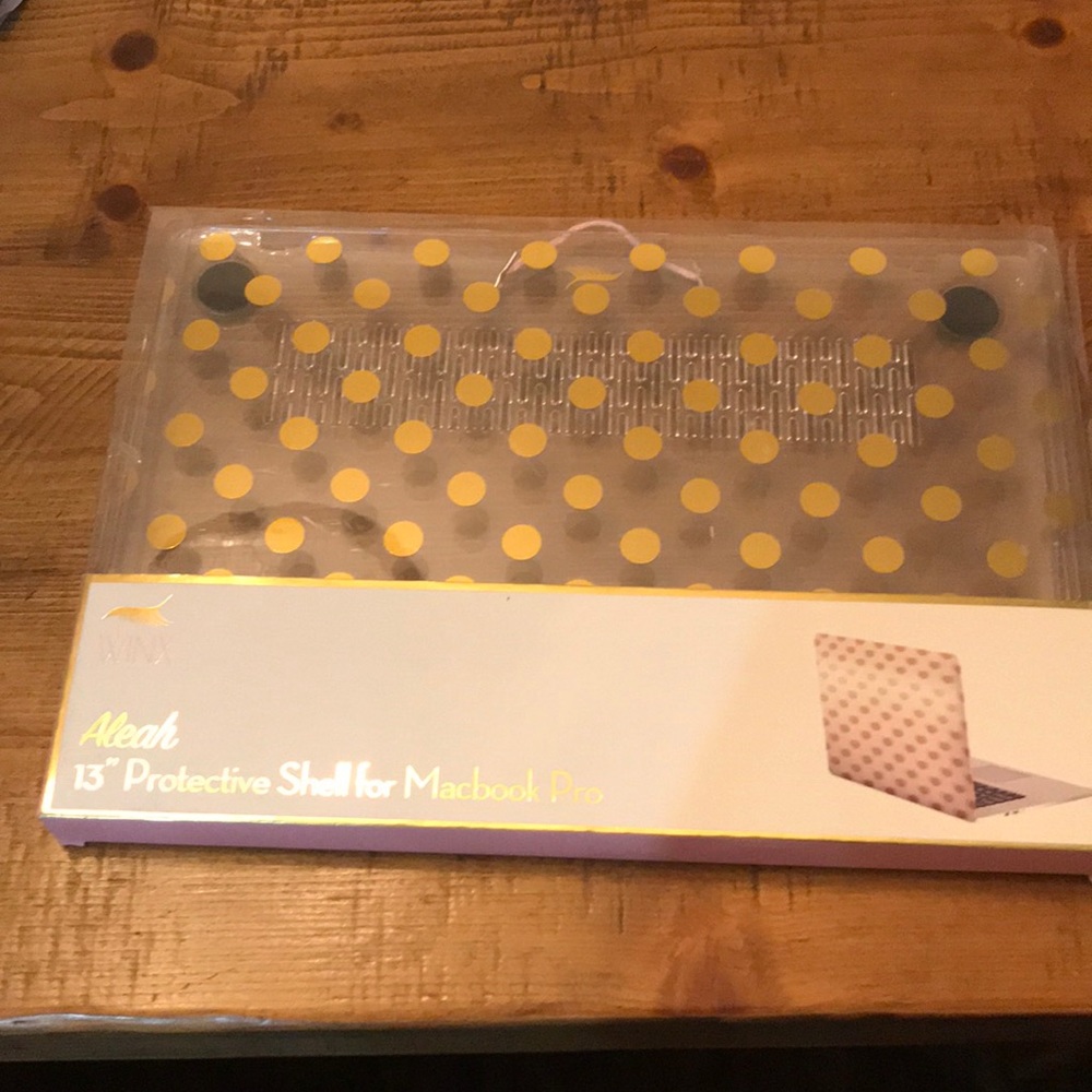 Winx aleah 13” protective shell for MacBook Pro